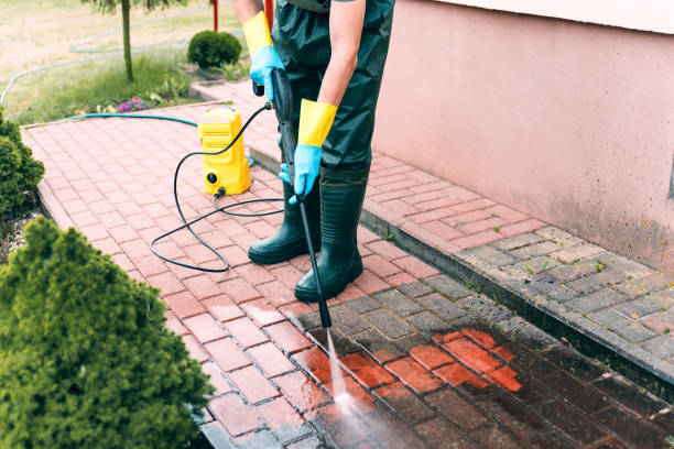 Best Parking Lot and Garage Cleaning  in North Lindenhurst, NY